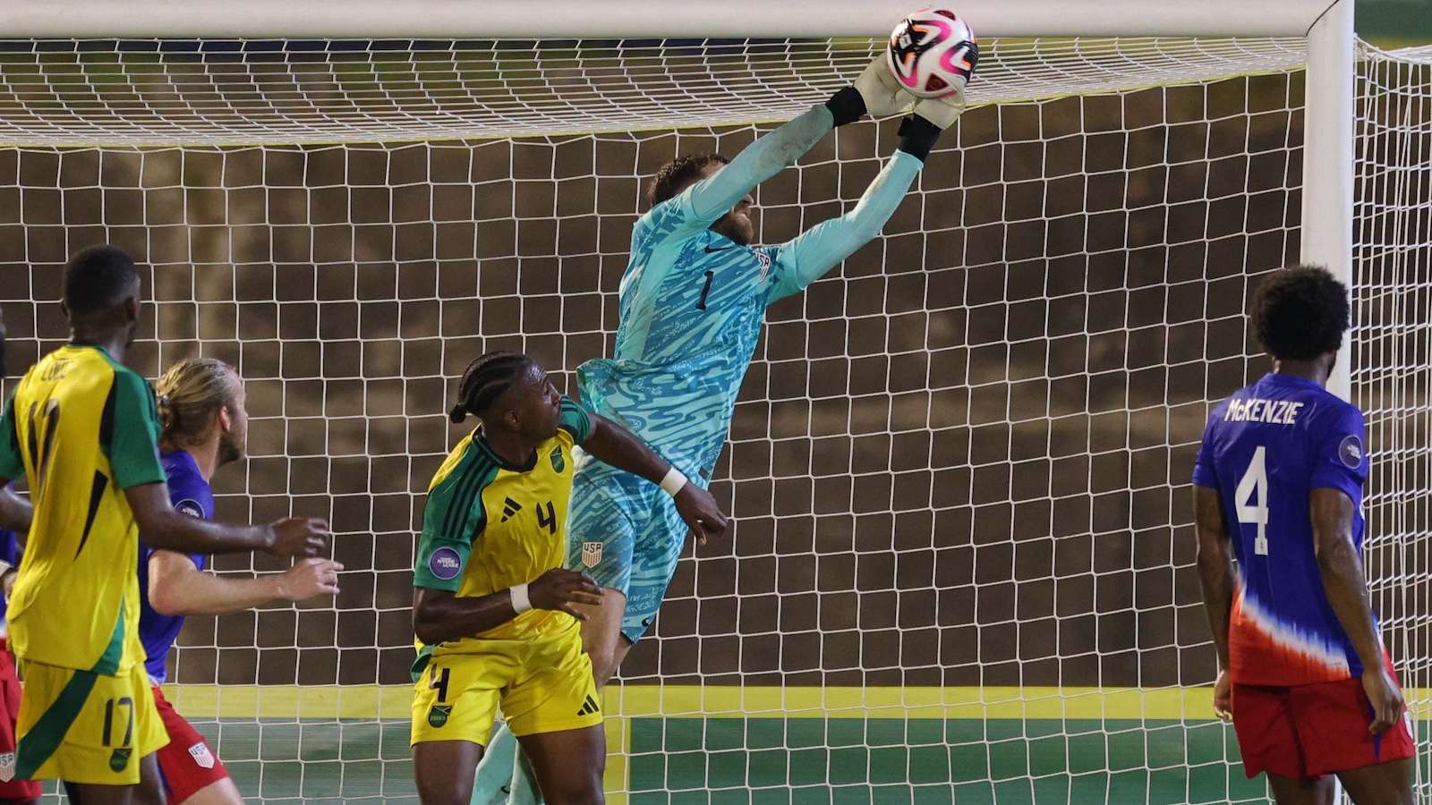 同俱乐部所 同俱乐部所